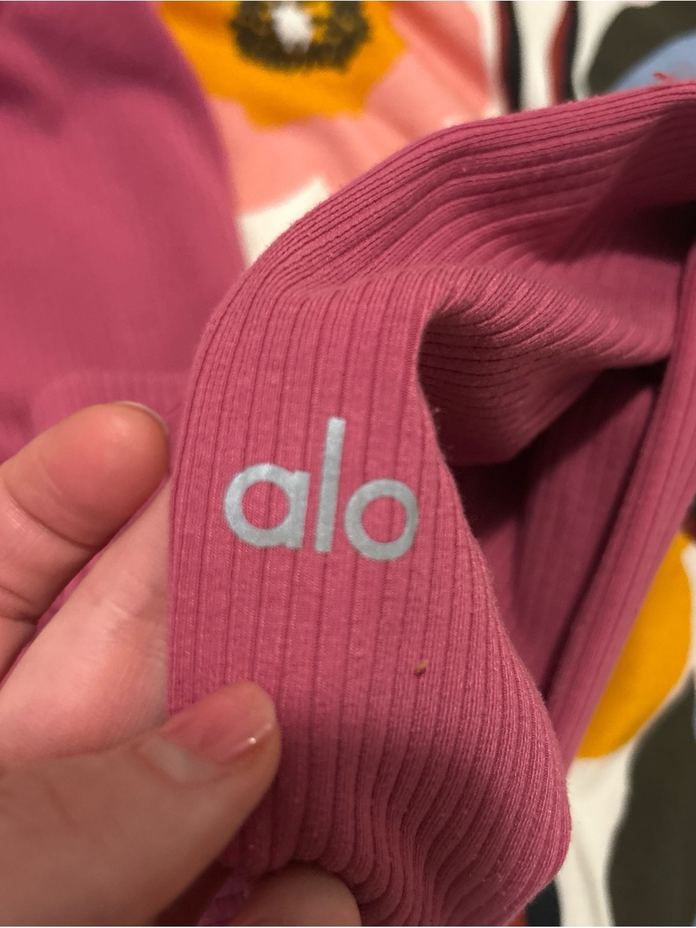 ALO Yoga Ribbed Leggings - Raspberry - Picture 4 of 4